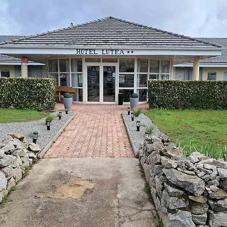 Hotel The Originals Access, Le Lutea 2*
