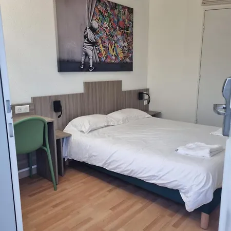 Hotel The Originals Access, Le Lutea